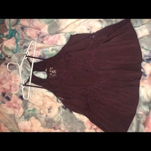 Pacsun lace maroon flowy shirt
